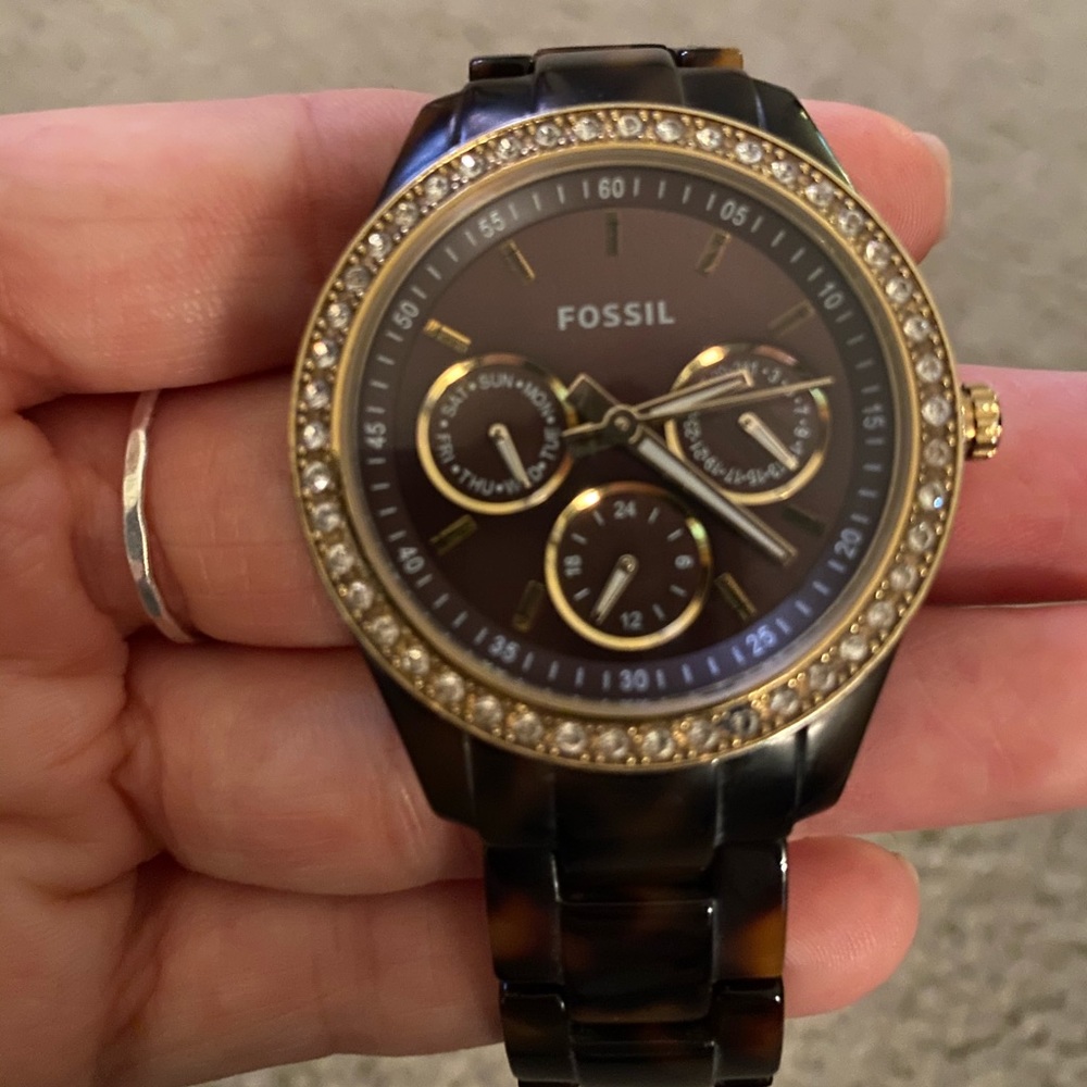 FOSSIL Watch - Picture 2 of 4